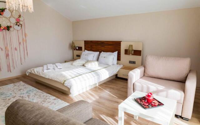 Myhouse Urla Butik Otel