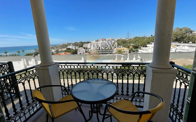 Oura Praia Hotel And Apartments