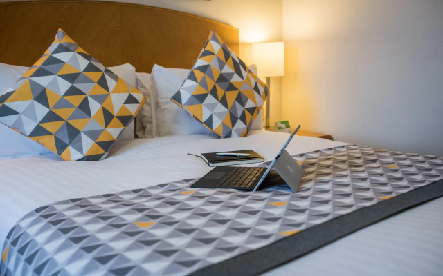 Holiday Inn Manchester West by IHG