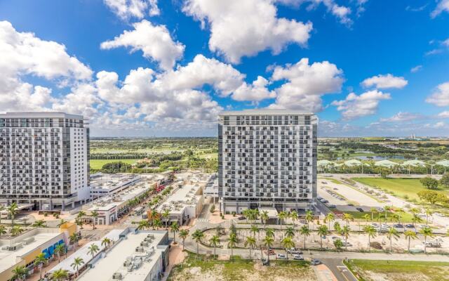 Modern Studio in Downtown Doral