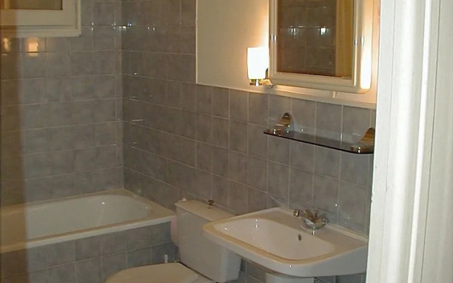 Logis Hôtel Longo Mai