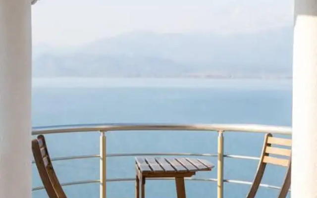 The Lake House 1 in Shkod r