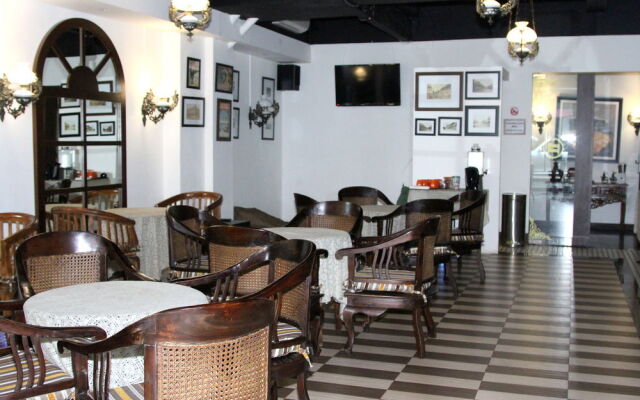 ZEN Rooms Menteng Cikini