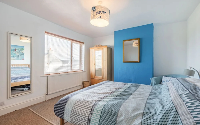 2 Tregof Terrace