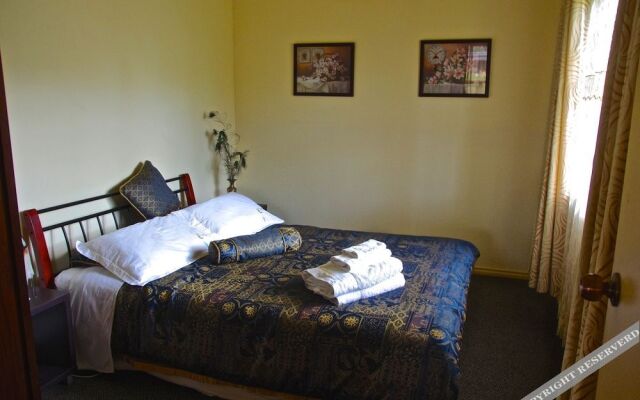 Codrington Gardens Bed & Breakfast