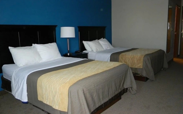 Boarders Inn & Suites by Cobblestone Hotels - Munising