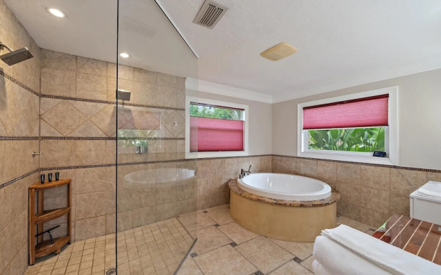 Gulf Tide Getaway 2 Bedroom Home