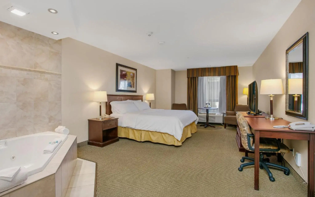 Holiday Inn Express & Suites Slave Lake by IHG