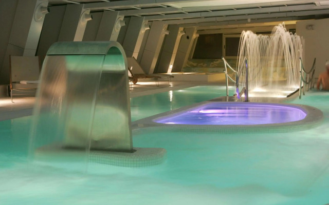NH Collection Madrid Eurobuilding
