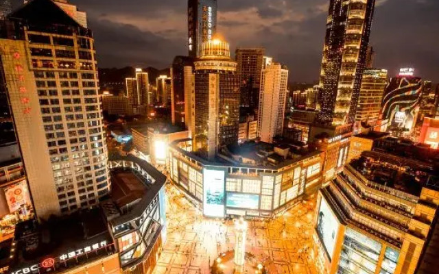 Chongqing Muyunsi Hotel (Chongqing Jiefangbei Pedestrian Street)