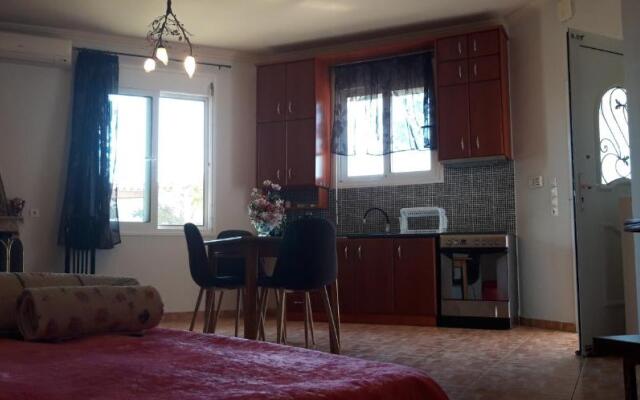 Maritsas House