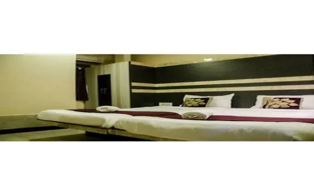 Room Maangta 122 - Andheri East