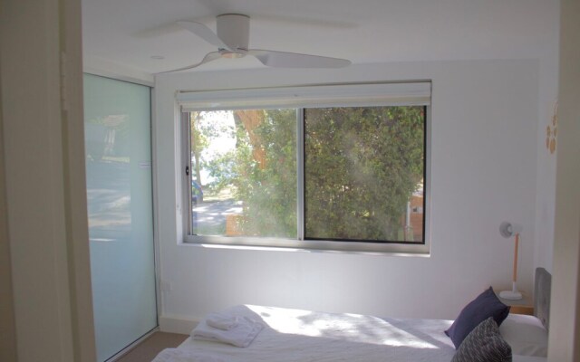 Shipmates, Unit 1/51 Christmas Bush Avenue