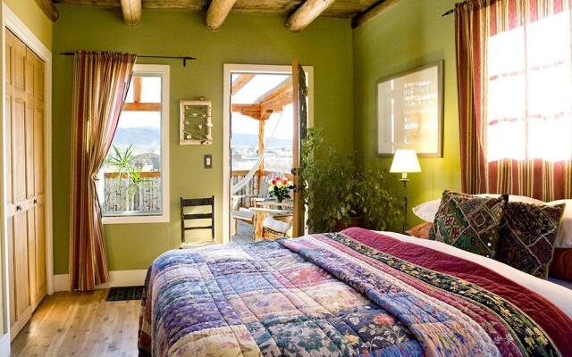 Casa Gallina - An Artisan Inn