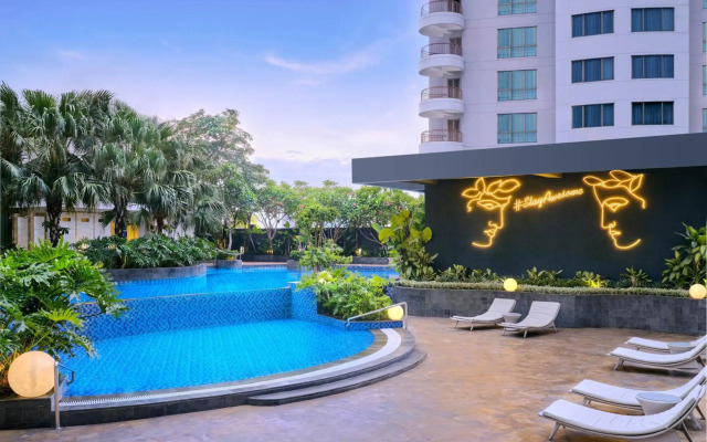 Four Points by Sheraton Surabaya, Tunjungan Plaza