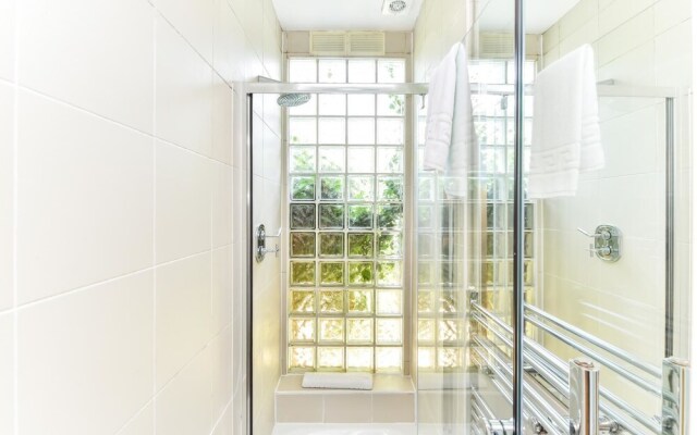 NEW Gorgeous 4 Bedroom Flat Muswell Hill Broadway