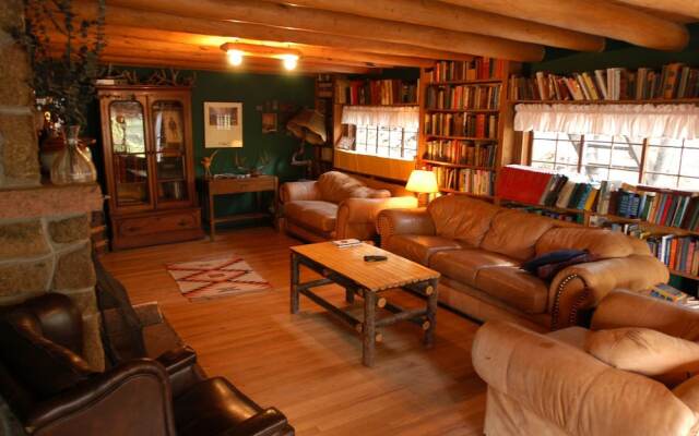 Baldpate Inn