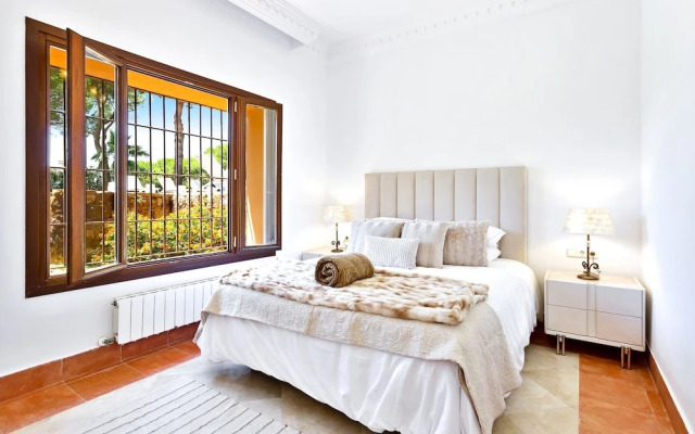 Sotogrande White House Villa