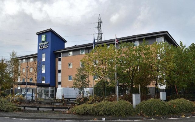 Holiday Inn Express Birmingham Star City, an IHG Hotel