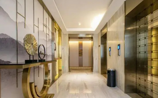 Starway Hotel (Xiangyang Erqi)