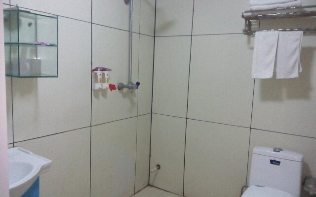 Heart Together Chain Hotel