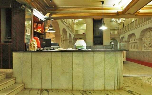 Iroomz Shanbhag Towers International