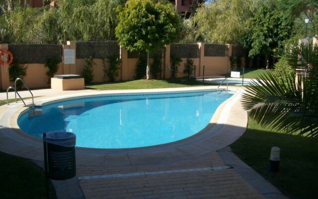 Residencial Playa Alicate