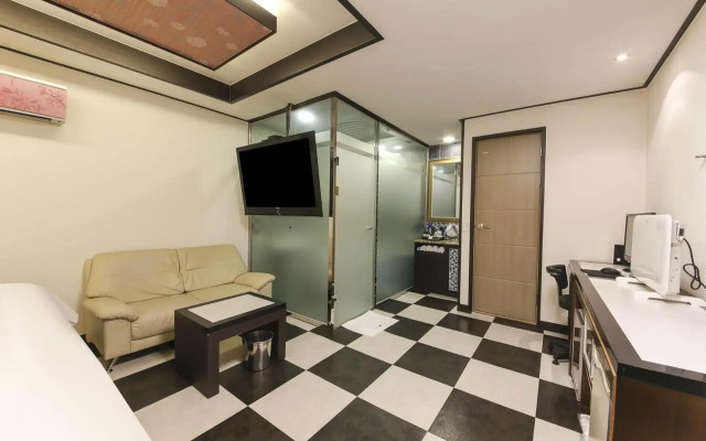 Sugar Hotel