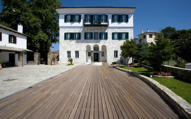 Despotiko Hotel