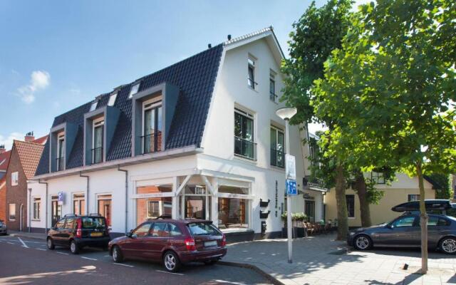 Bed & Breakfast De Raetskamer