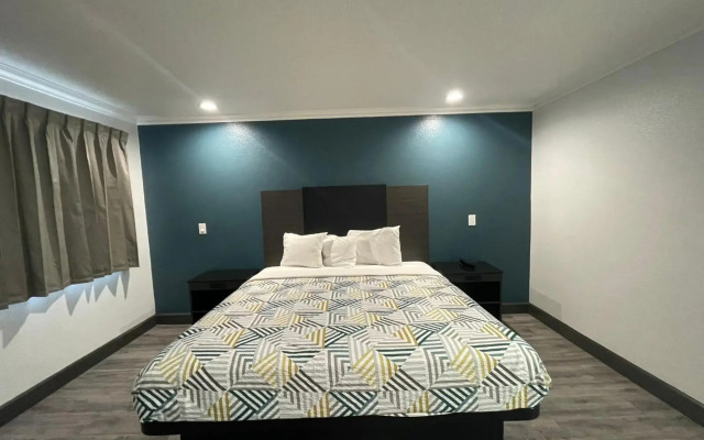 Studio 6 Suites – San Bernardino, CA