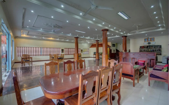 DV Angkor Villa