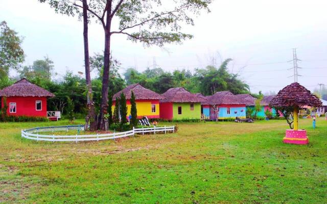 Paifon Tonnow Resort