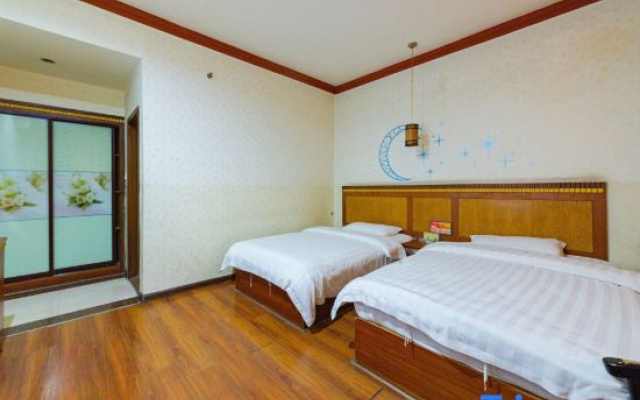 Hezhou Jinyuegui Hotel