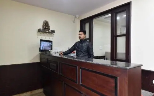 Hotel Anant by OYO Rooms