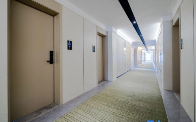 Zsmart Hotel (Foshan Nanhai District Financial High-tech Zone)