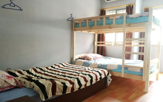 Oceanus Backpackers Hostel