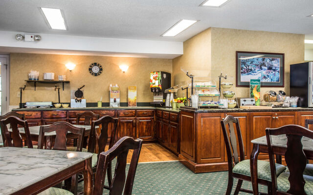 Quality Inn Conyers I-20