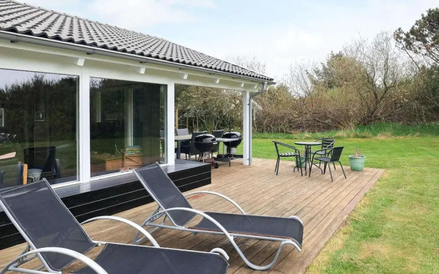 10 Person Holiday Home in Hjorring-by Traum
