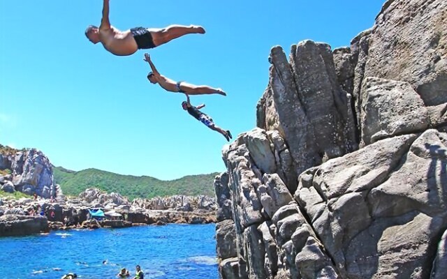 OFUCOS Diving Hostel