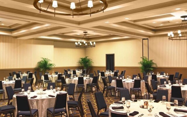 Sheraton Baltimore Washington Airport Hotel - BWI