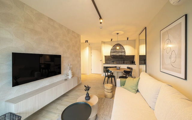 Deluxe Zen Apartment & Spa