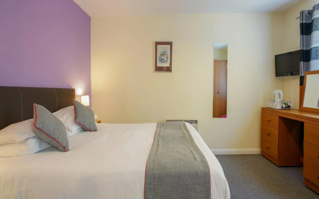 OYO Shanklin Beach Hotel
