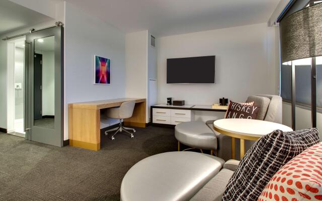 The Rose Hotel Chicago O’Hare, Tapestry Collection by Hilton