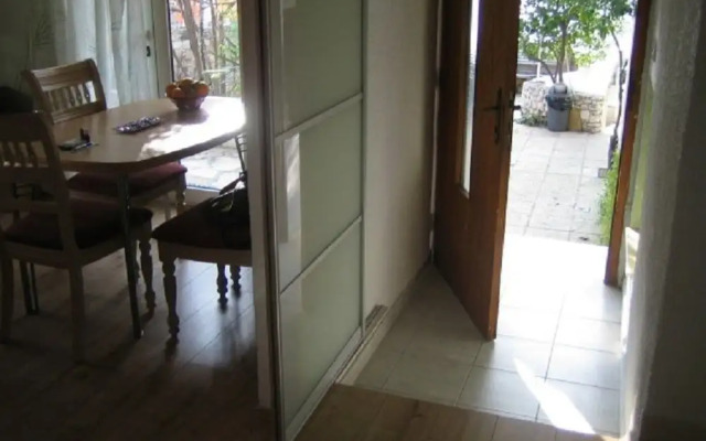Doria - 20m From Beach - A4 Teuta