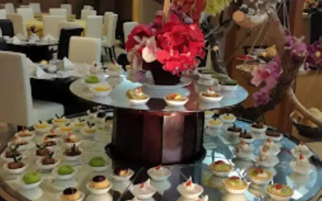 Grand Elite Hotel