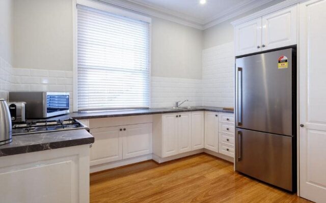 Bathurst Royal Apartments