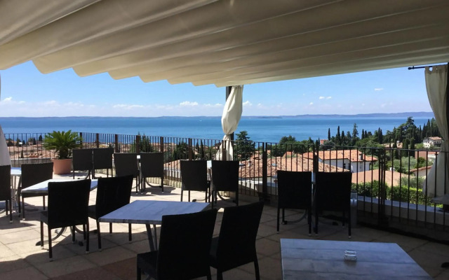Hotel Villa Cà Nova