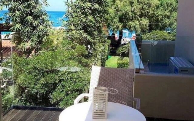 Effi Apartments
