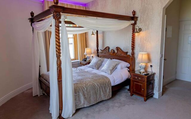 Courtmacsherry hotel